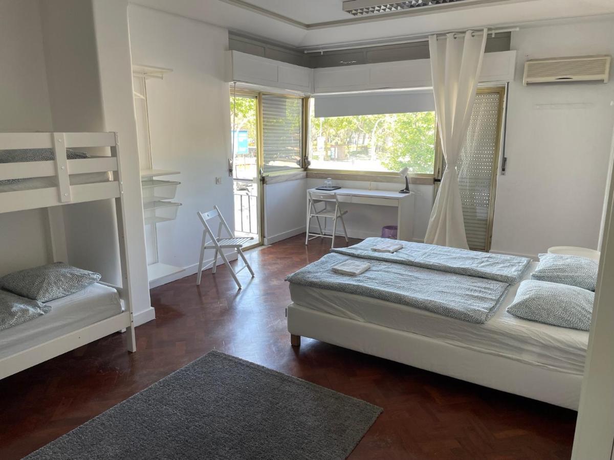 L83 - Rooms And Apartments Лиссабон Экстерьер фото