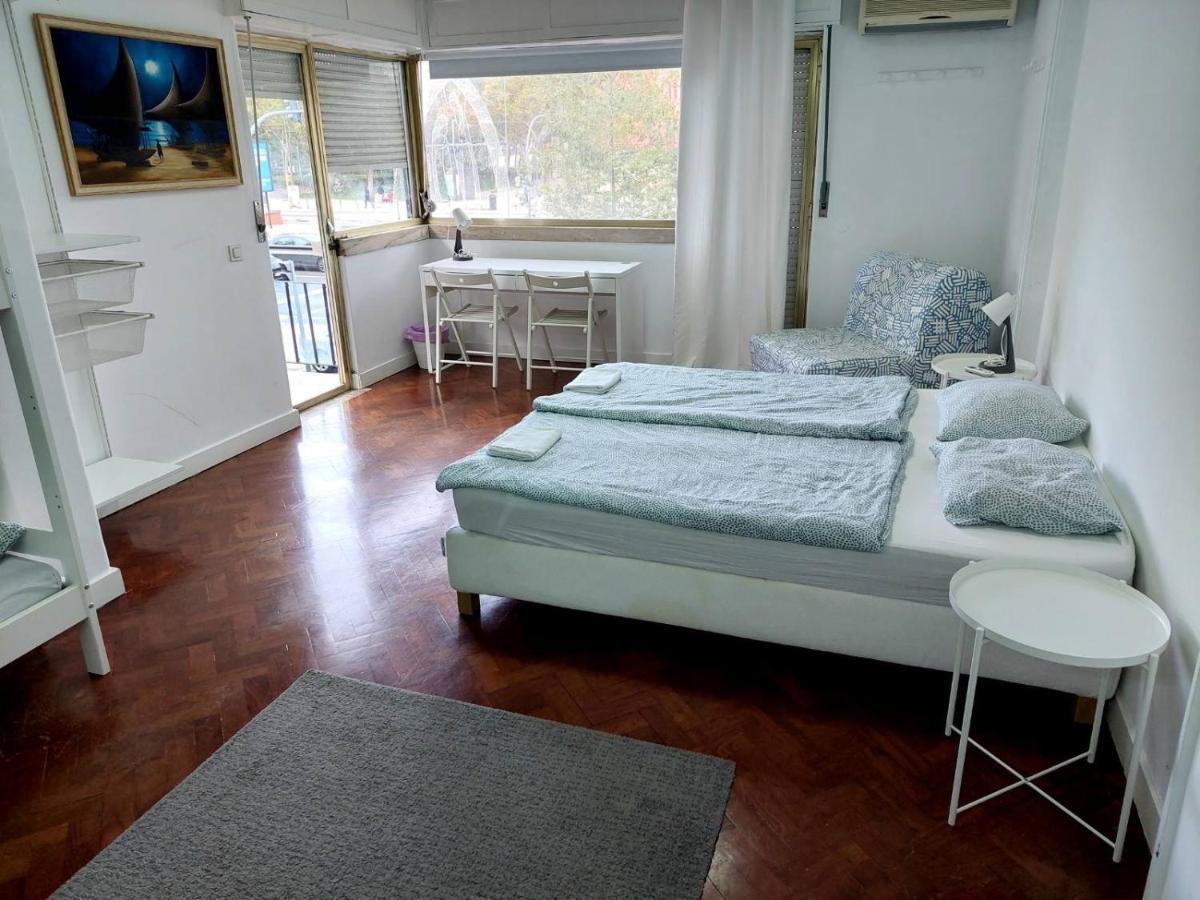 L83 - Rooms And Apartments Лиссабон Экстерьер фото